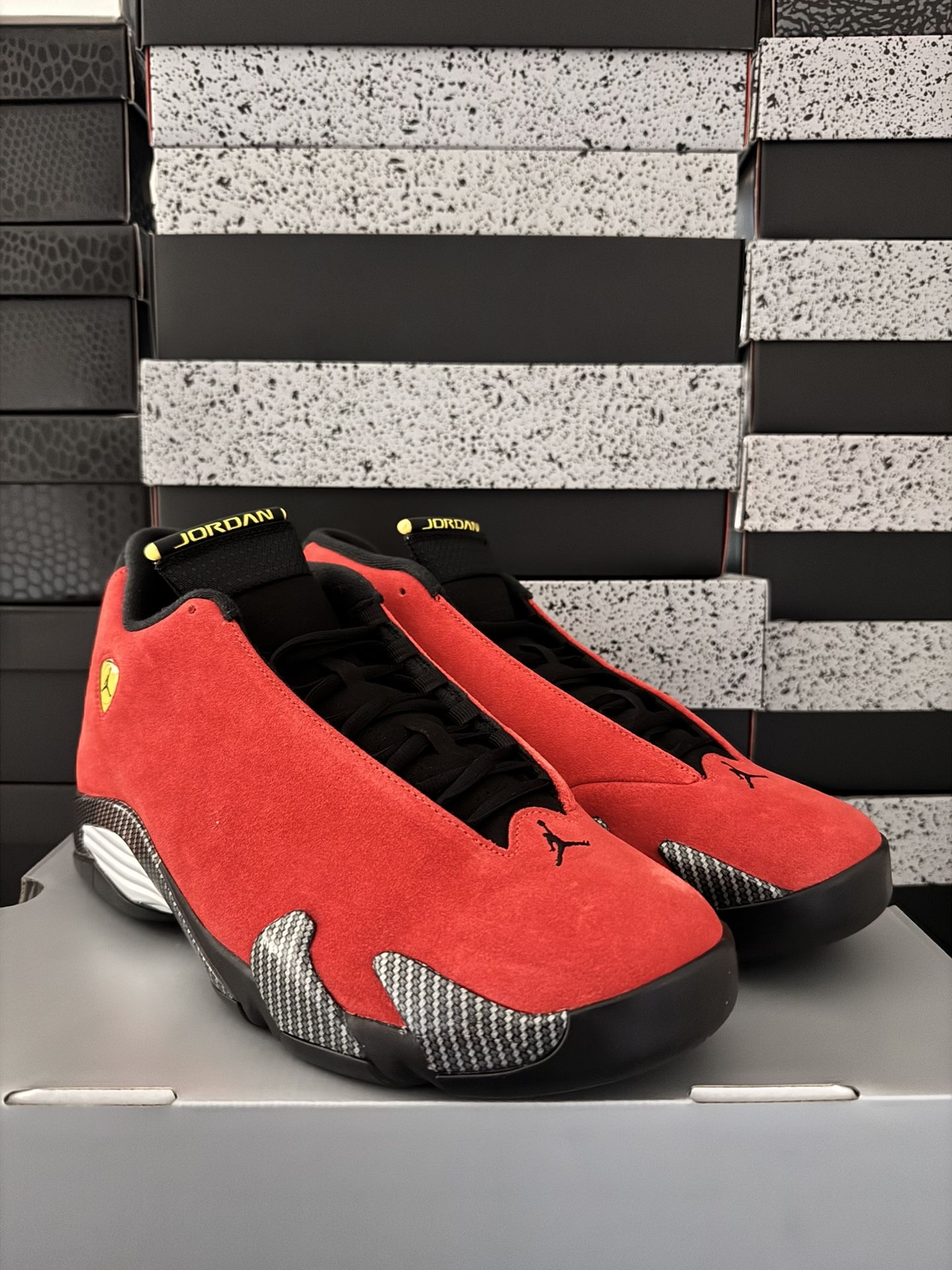 Nike Air Jordan 14 Ferrari Size 13