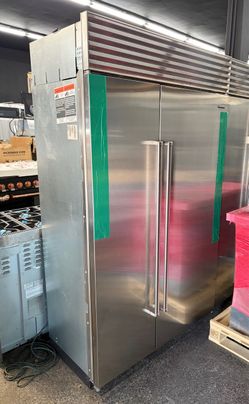 Subzero Stainless Steel Built-In Side-by-Side Refrigerator 48”