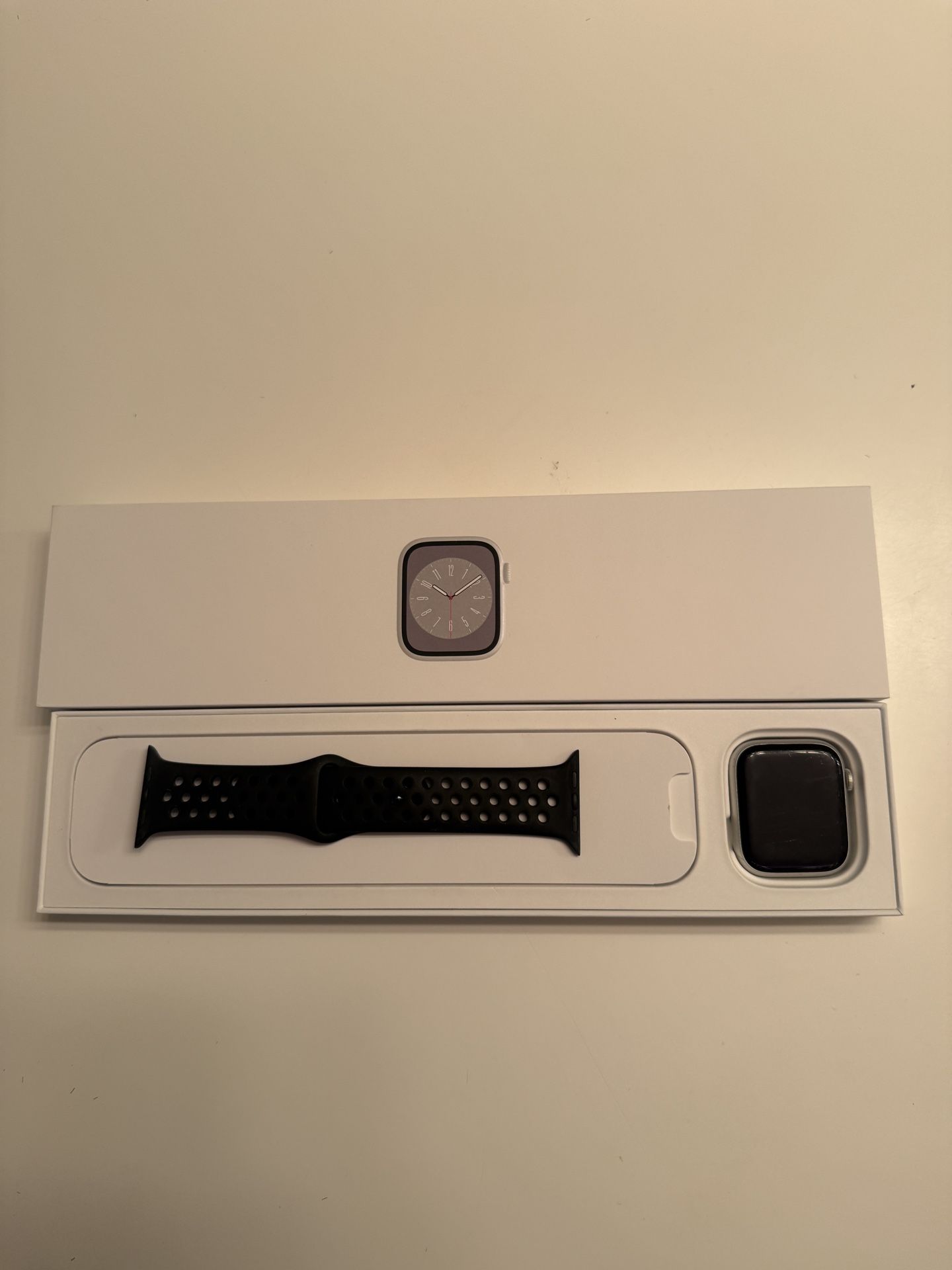 Apple Watch Series 8