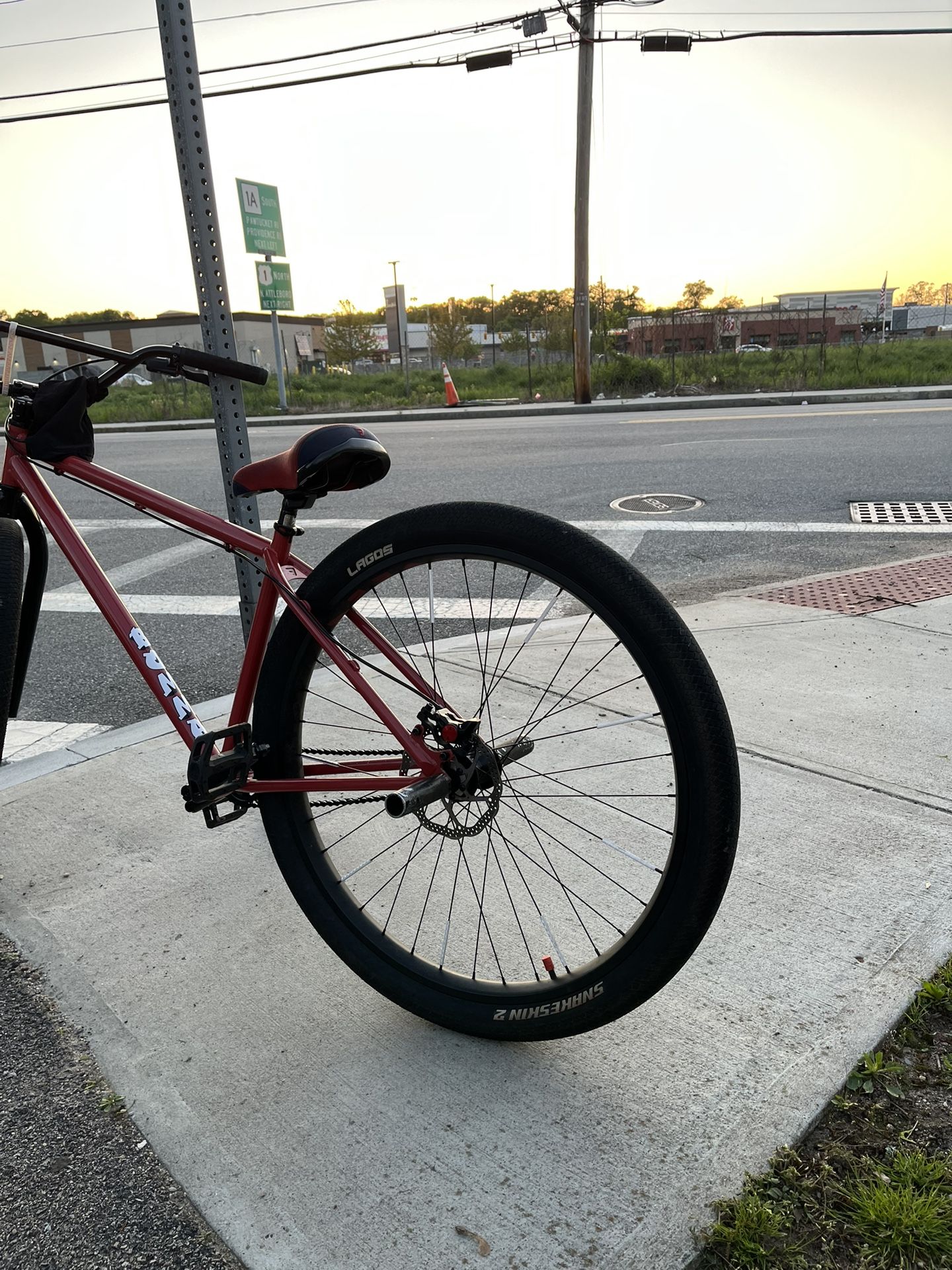 (NOT SELLING!!!!, Trades For Pedal Bike/E-Bike) Detroit Bomma 29in