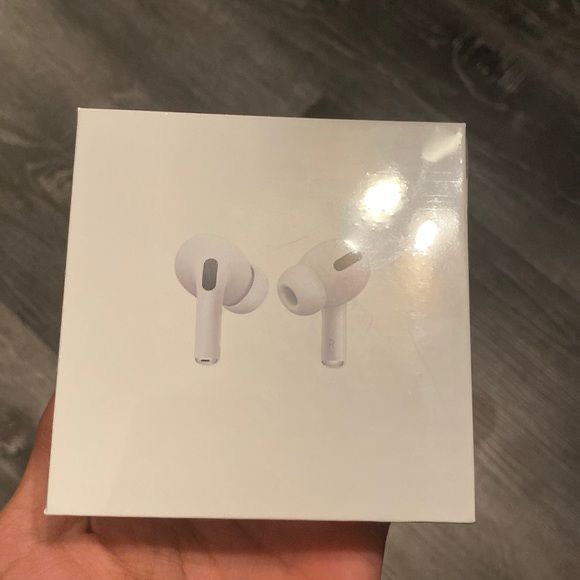 AirPods Pro’s 