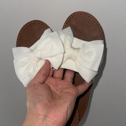 Elegant White How Sandals Women