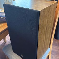 Vintage Yamaha Speakers. In Great Condition 
