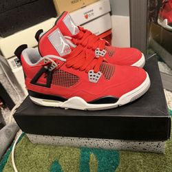 Jordan 4