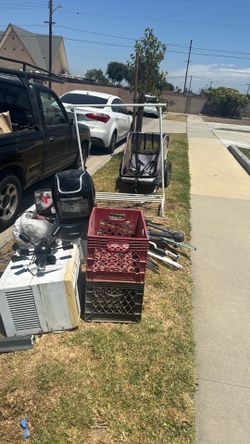 Free stuff! Come get it - curbside!