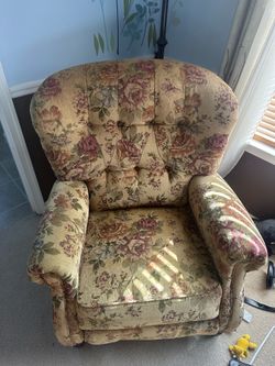 Reclining Armchair