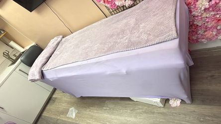 Foldable Bed for Spa/ Salon