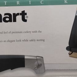 Cuisinart. Electric Knife With Cutting Board