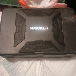 Speakers I Have Rockford Fosgate Tweeters Too And I Have 8-in Hideaway Kicker But I Do Not Have The Wiring For The Kicker The Plugs And Stuff You'll H