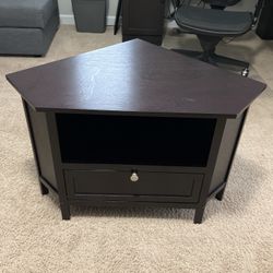 Corner Shelf With Drawer