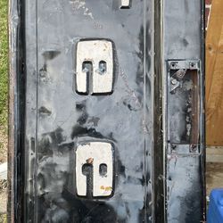 1(contact info removed) Jeep Tailgate