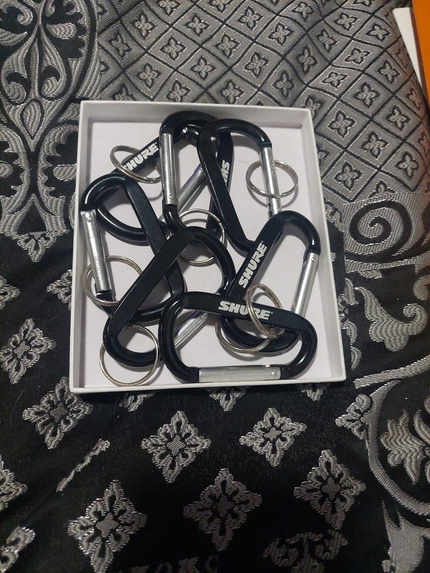 6 SHURE Black Clips With Keyrings $5 OBO 