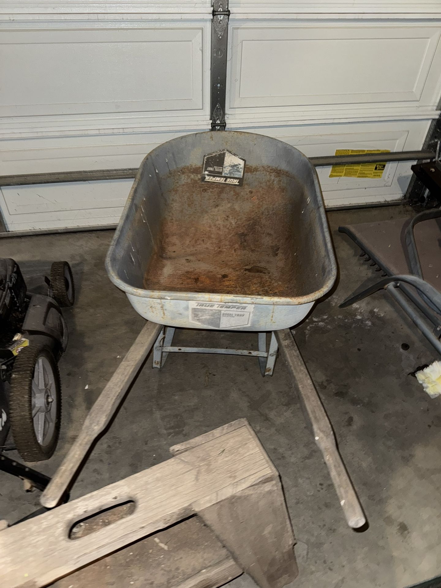 Wheelbarrow