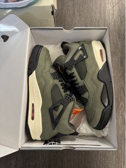 Jordan 4 size 9 undefeated