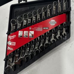 Milwaukee 11 pc metric combitacion wrench