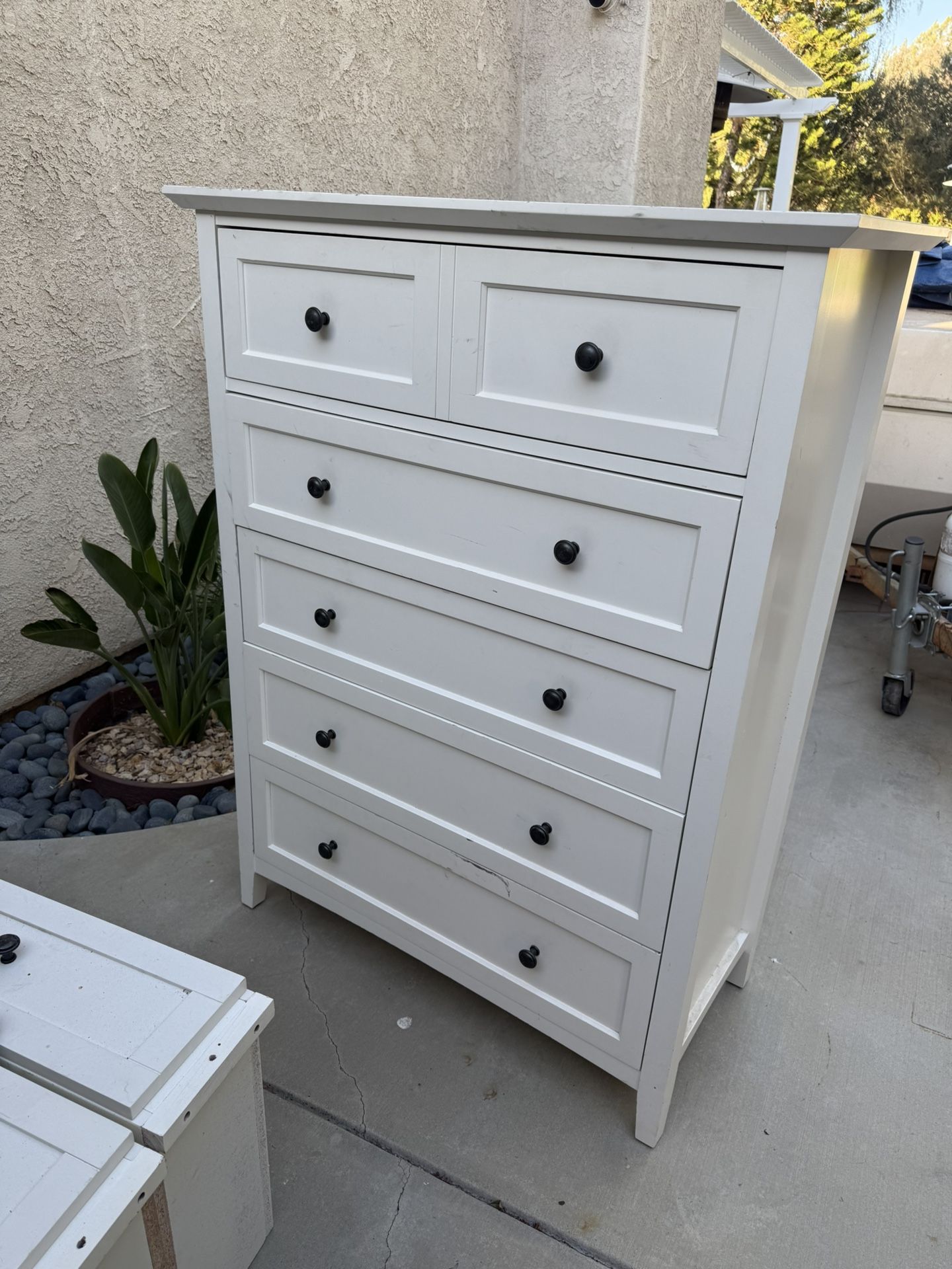 Used Modus Furniture Bedroom Set Paragon White