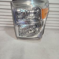 2011 to 2016 Ford F250 driver side headlight