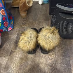 Uggs Size 8