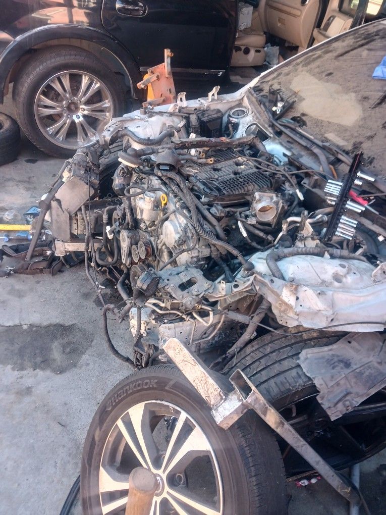 2015 Infiniti Q40 Part Out 