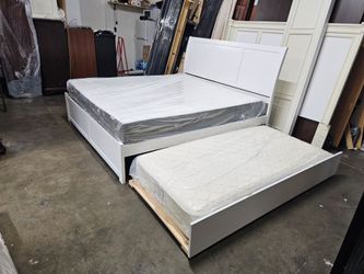 King bed and twin trundle