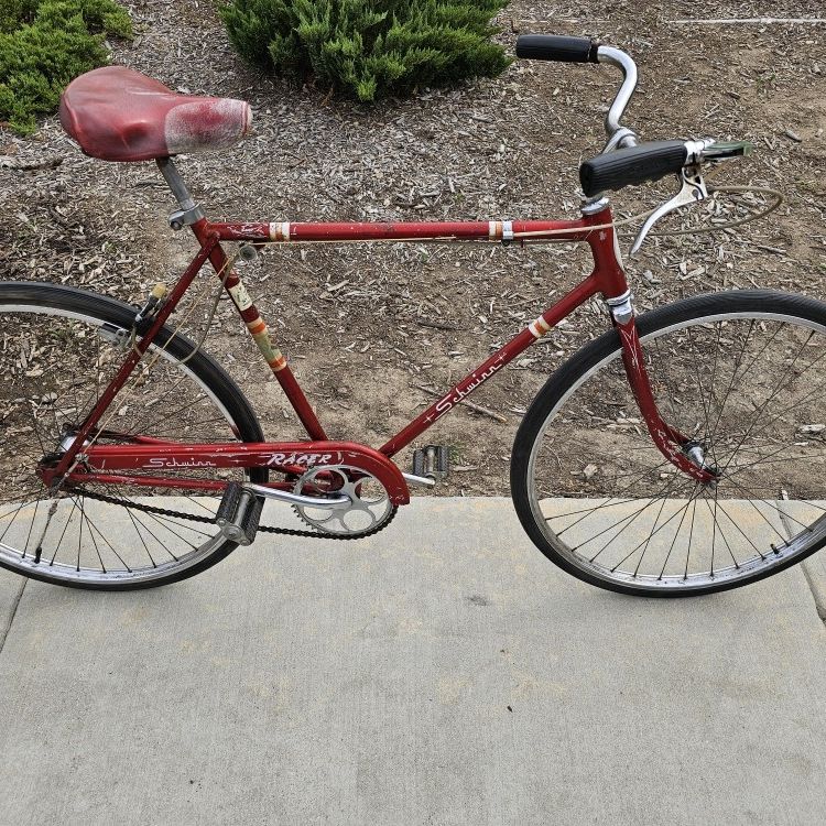 schwinn coronado bicycle Schwinn Coronado Aluminum Frame Bicycle for Sale in Lincoln Acres, CA