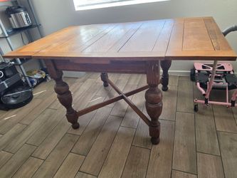 Dining table . Can be square or expand