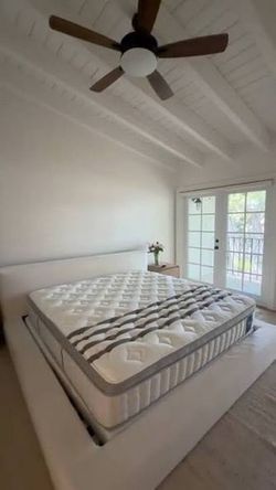 NEW King Memory Foam Mattress — $500