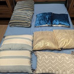 Throw Pillows