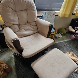 Rocking Chair 
