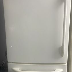 Beautiful 30” Ge Bottom Drawer Freezer Refrigerators Free Warranty Delivery Avail