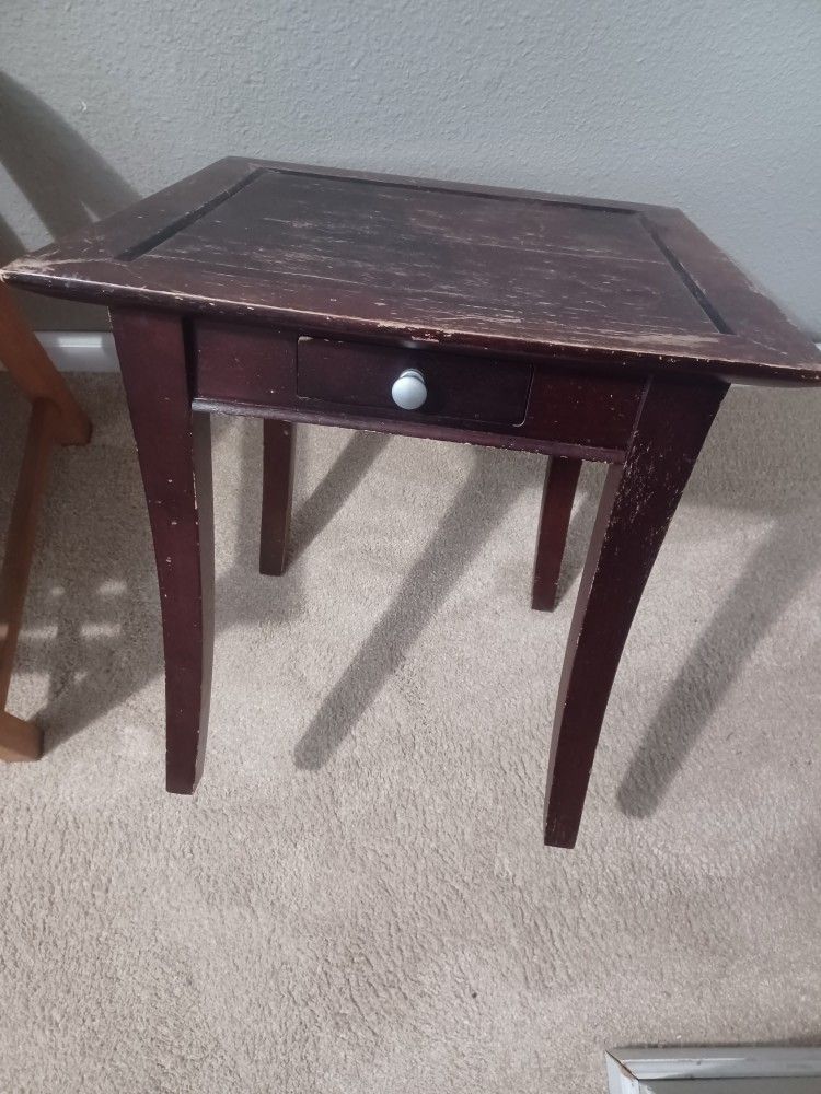End Table With Draw