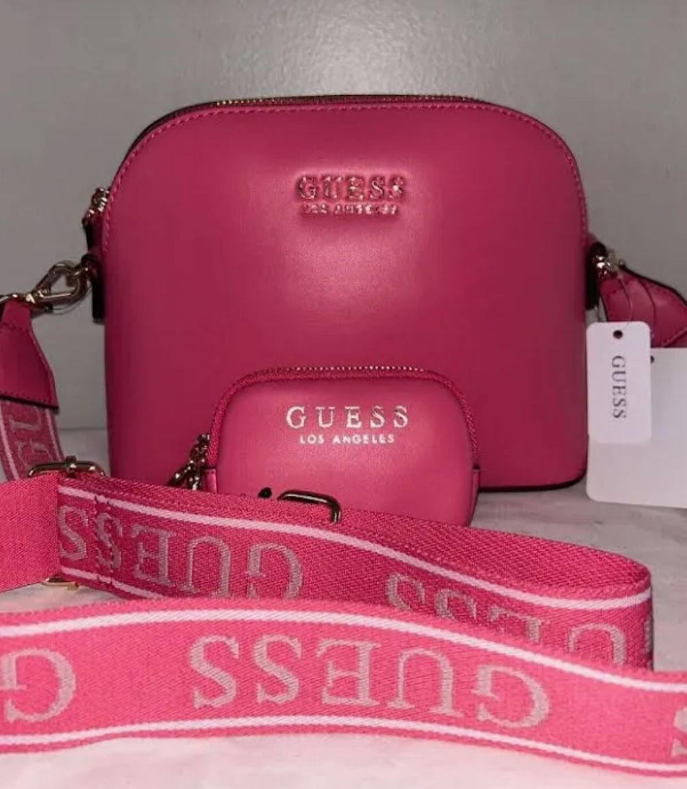 GUESS CROSSBODY NEW TAGS ATTACHED $50