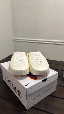 Nike Minds