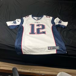 Tom Brady Jersey (large)