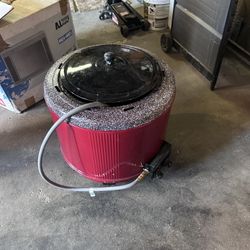 Gas Tandoor. Like New 