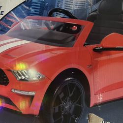 6 VOLT RIDE ON MUSTANG GT!  AGES 3+