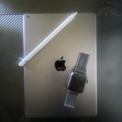 Apple Bundle: iPad, Apple Pencil, Apple Watch.