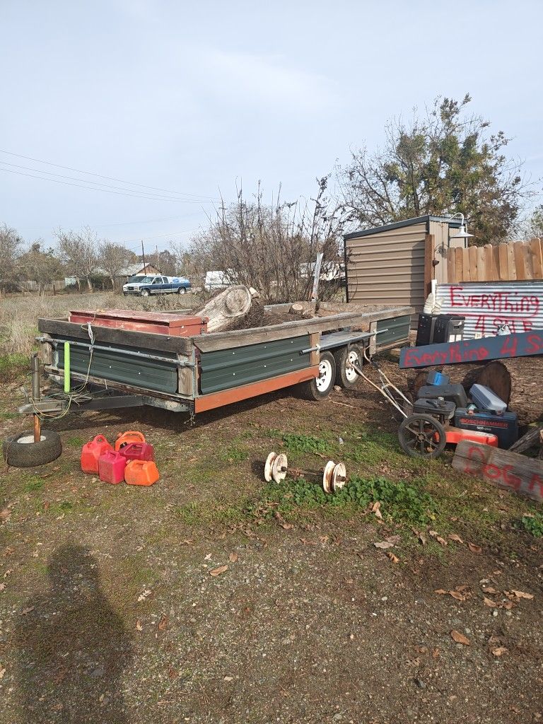 Customized Dual Axle Flatbed Trailer