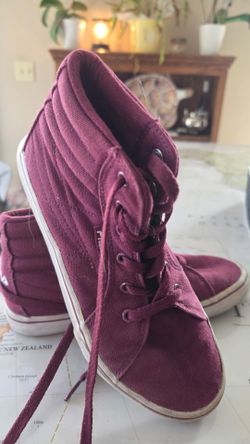Kids 4y Burgundy Fila High-Top Canvas Sneakers