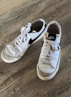 Nike low blazers