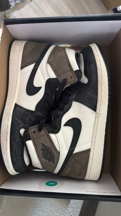 Mochas Jordan 1s