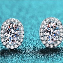 SALE Women’s Moissanite Diamond Earrings 
