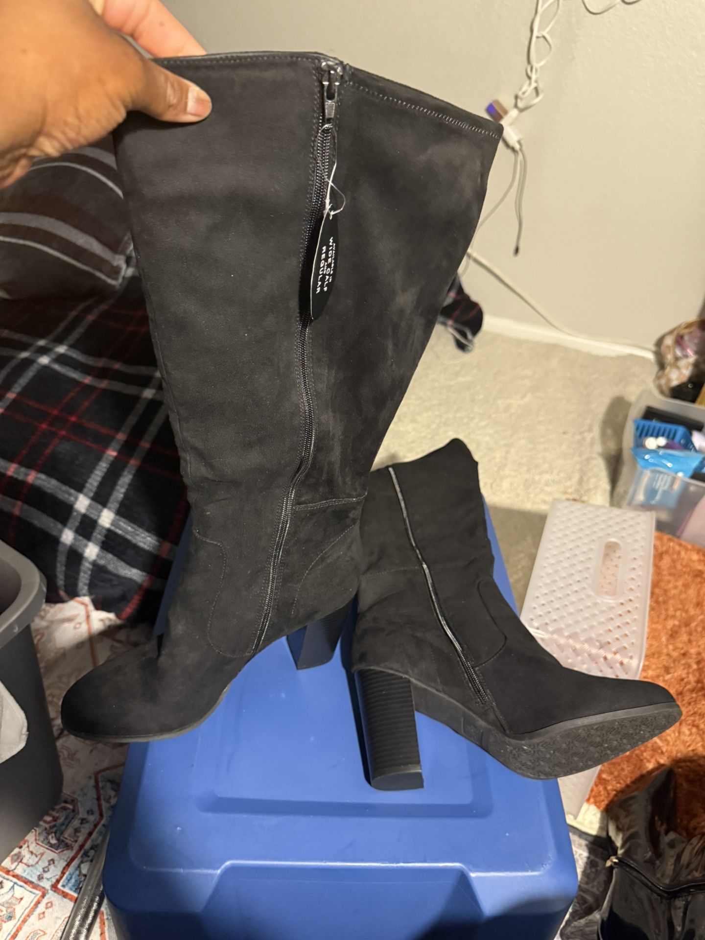 Women’s Boots Size 12