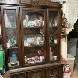 Glass Shelf/ bottom cabinet