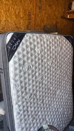 Puffy full mattress