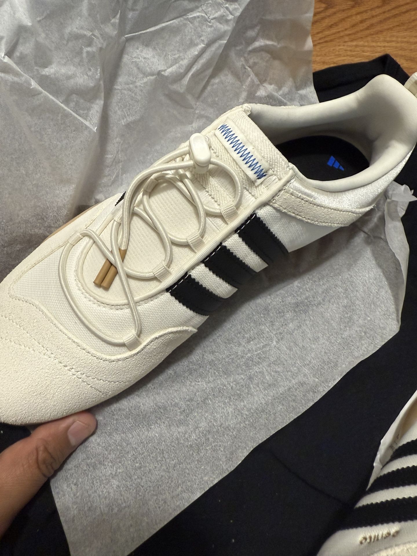 Adidas X Bad Bunny Size 9.5 Men’s