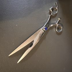 Professional Shears (shark Fin) Curved. 