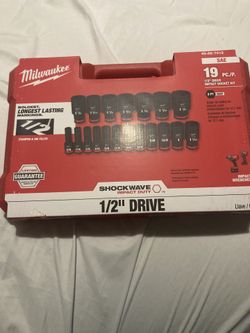 Shock Wave 1/2” Drive 19 pc.