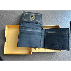 Stone Mountain Black Leather Wallet 