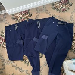Small Petite Figs Scrubs 